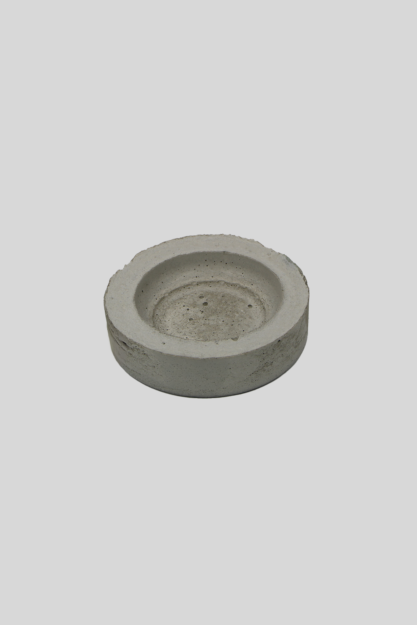 BTIMESTWO - CONCRETE ASHTRAY